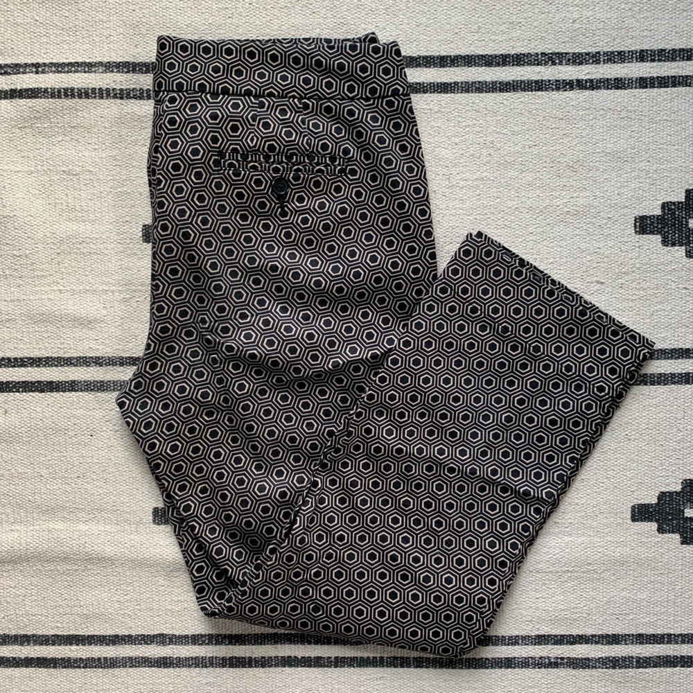 Cropped Patterned Pants - Picture 6 of 6